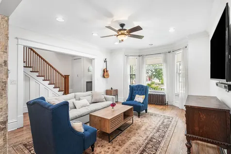 4949 West Winona Street Chicago IL 60630
