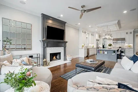 3514 North Leavitt Street Chicago IL 60618