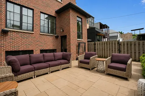 3514 North Leavitt Street Chicago IL 60618
