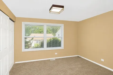 1796 Queensbury Circle Hoffman Estates IL 60169
