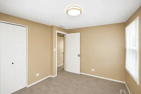 1796 Queensbury Circle Hoffman Estates IL 60169