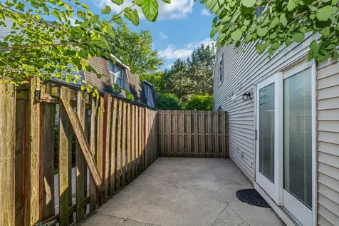 1796 Queensbury Circle Hoffman Estates IL 60169