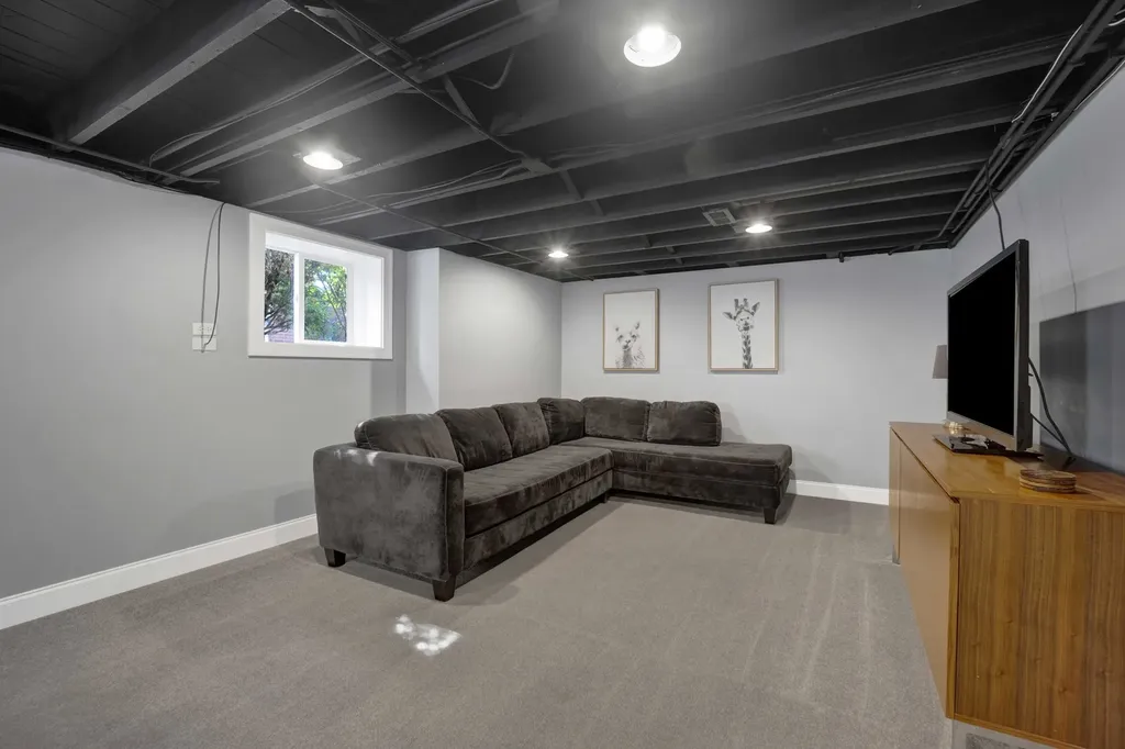 410 West Maple Street Lombard IL 60148
