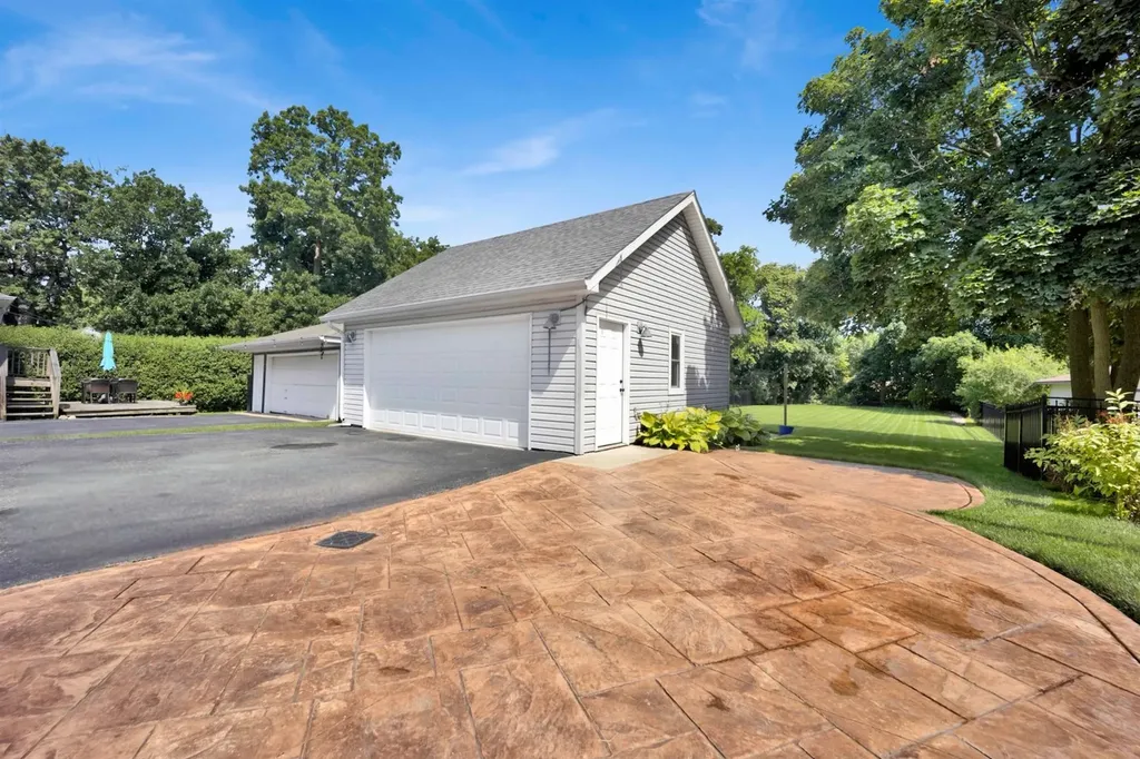 410 West Maple Street Lombard IL 60148