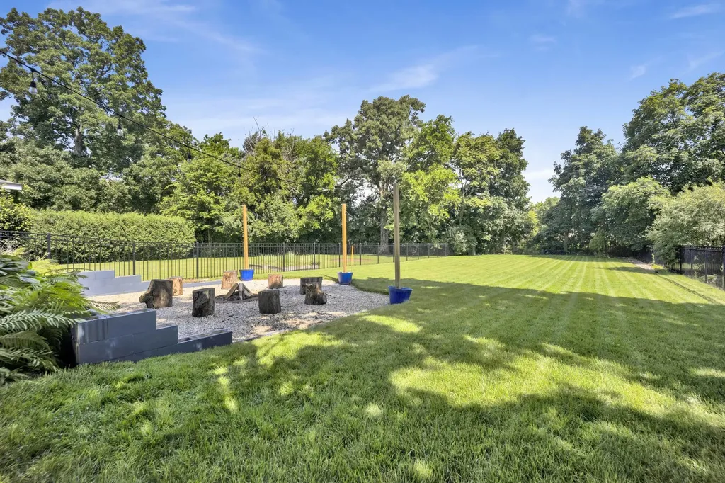 410 West Maple Street Lombard IL 60148