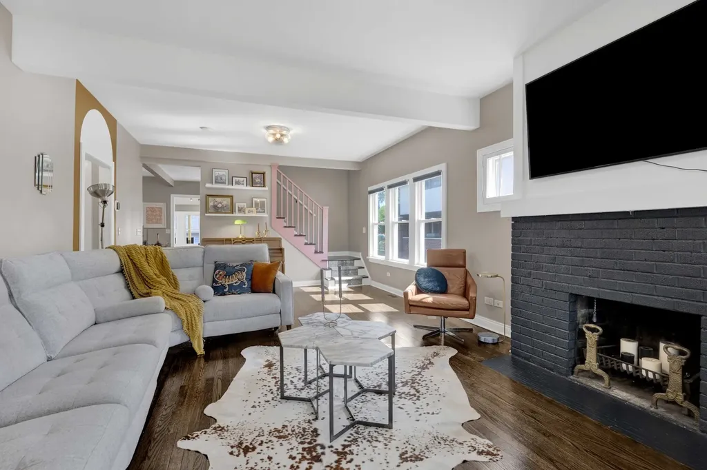 410 West Maple Street Lombard IL 60148