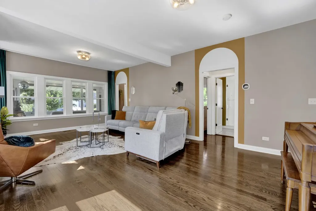 410 West Maple Street Lombard IL 60148