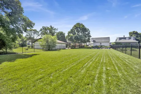 410 West Maple Street Lombard IL 60148
