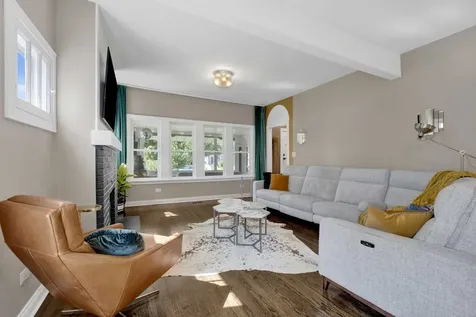 410 West Maple Street Lombard IL 60148