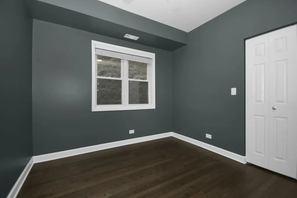 2840 North Damen Avenue Chicago IL 60618