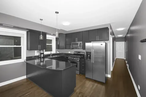2840 North Damen Avenue Chicago IL 60618