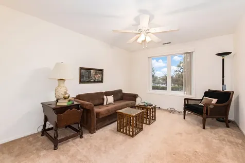 8101 West Courte Drive Niles IL 60714