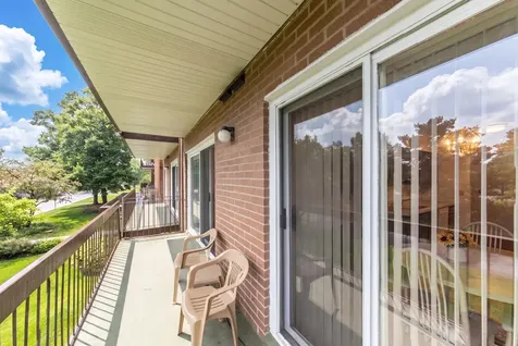 8101 West Courte Drive Niles IL 60714