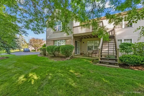 382 Crystal Ridge Drive Crystal Lake IL 60012
