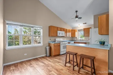 382 Crystal Ridge Drive Crystal Lake IL 60012