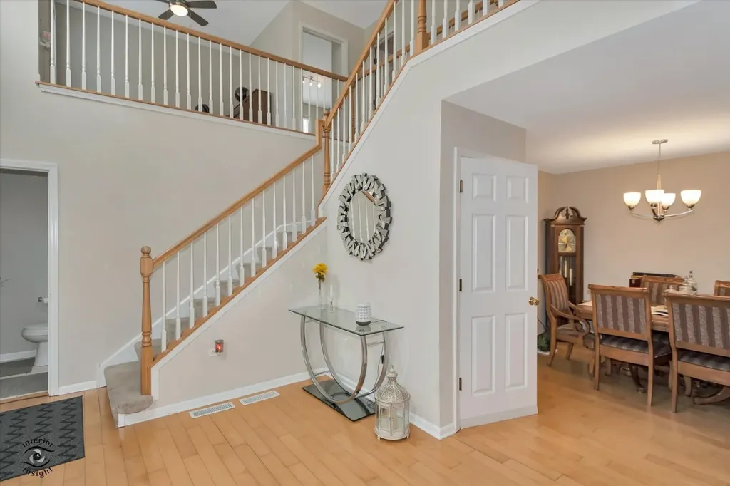 9723 Hillcrest Circle Orland Park IL 60467