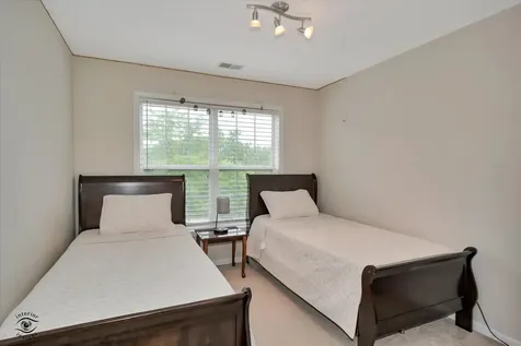 9723 Hillcrest Circle Orland Park IL 60467