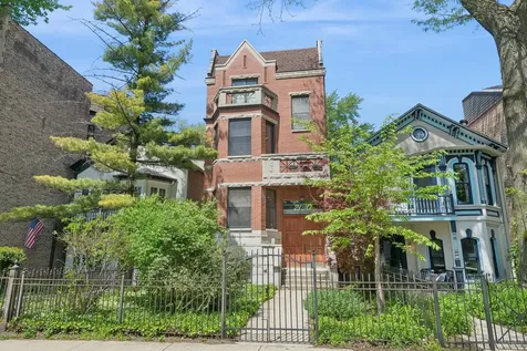2130 West Le Moyne Street Chicago IL 60622