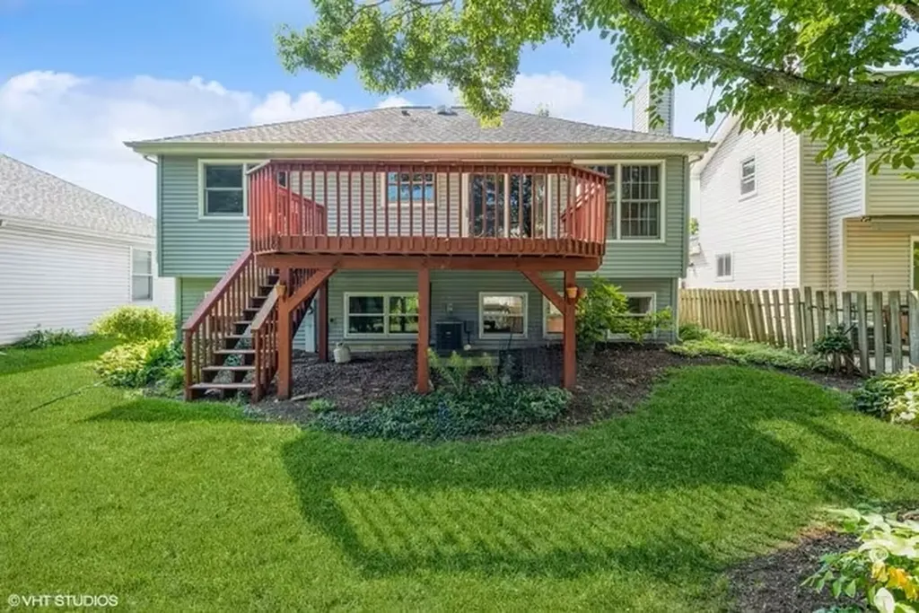 1121 Needham Road Naperville IL 60563
