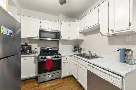 2422 North Seminary Avenue Chicago IL 60614