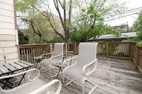 717 West Roscoe Street Chicago IL 60657