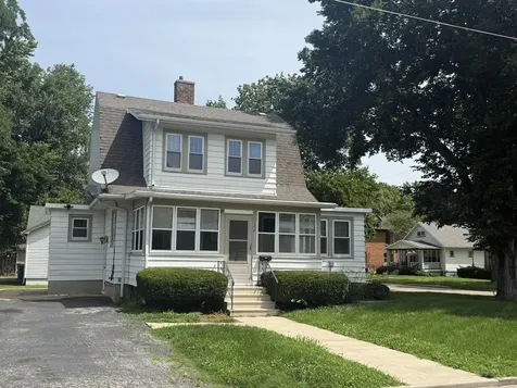 126 East Glover Street Ottawa IL 61350