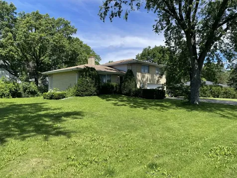 10 East Leon Lane Prospect Heights IL 60070