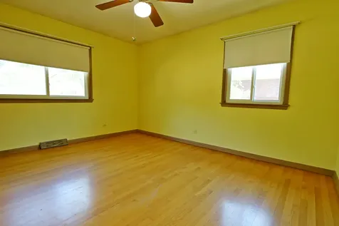 8808 South Pleasant Avenue Hickory Hills IL 60457