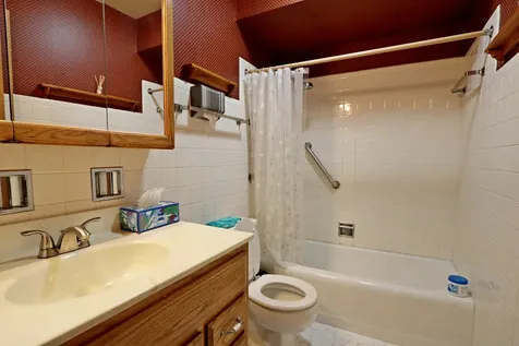 8808 South Pleasant Avenue Hickory Hills IL 60457