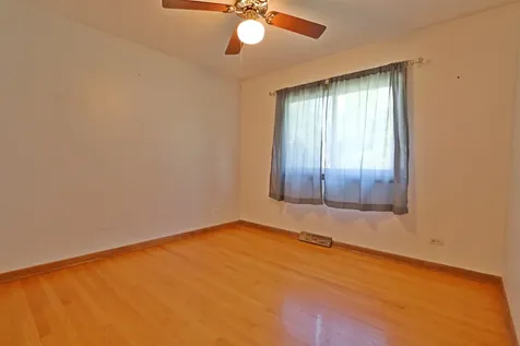 8808 South Pleasant Avenue Hickory Hills IL 60457