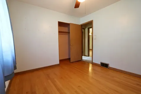 8808 South Pleasant Avenue Hickory Hills IL 60457