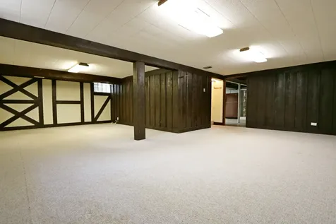 8808 South Pleasant Avenue Hickory Hills IL 60457