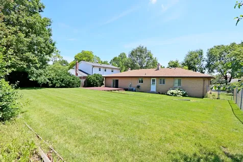 8808 South Pleasant Avenue Hickory Hills IL 60457