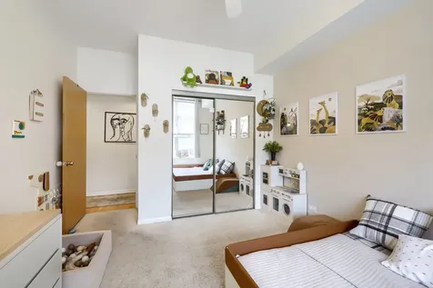 1962 West Lawrence Avenue Chicago IL 60640