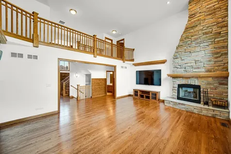 21459 Brittany Drive Frankfort IL 60423