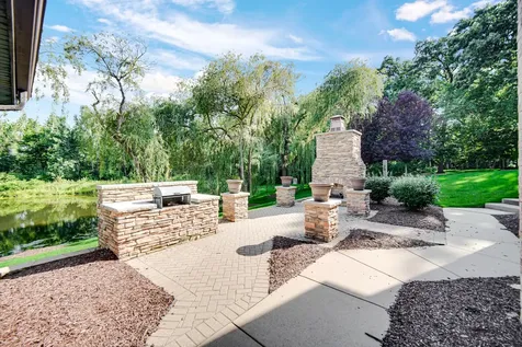 21459 Brittany Drive Frankfort IL 60423