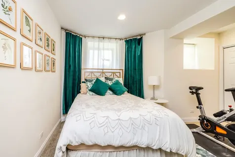 3750 North Wilton Avenue Chicago IL 60613