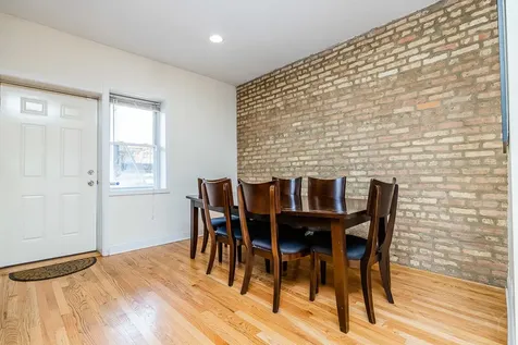 3750 North Wilton Avenue Chicago IL 60613