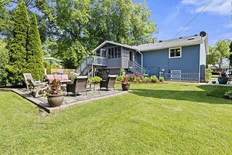 3412 Crescent Avenue Gurnee IL 60031