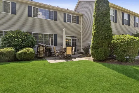 632 Arbor Circle Lakemoor IL 60051