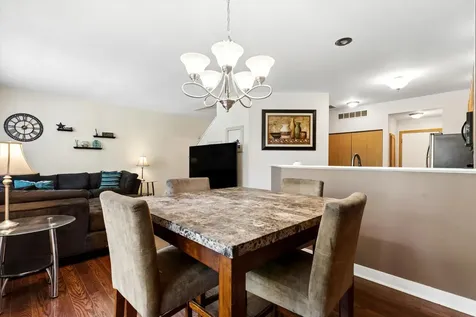 632 Arbor Circle Lakemoor IL 60051