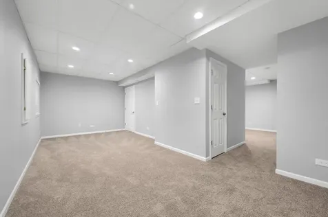 244 Buckingham Drive Grayslake IL 60030