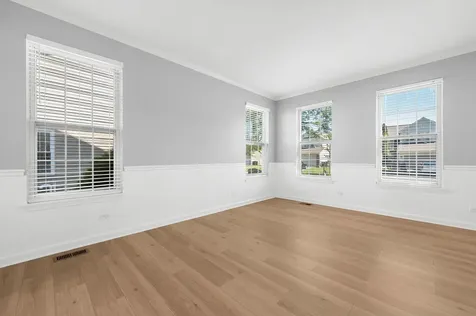 244 Buckingham Drive Grayslake IL 60030