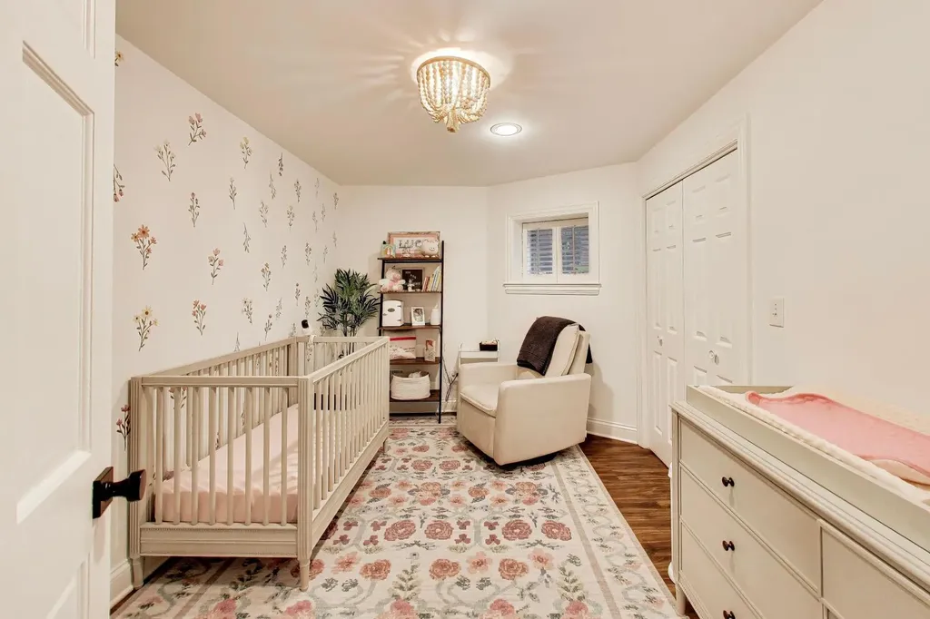 3729 North Magnolia Avenue Chicago IL 60613
