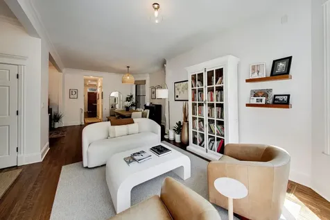 3729 North Magnolia Avenue Chicago IL 60613