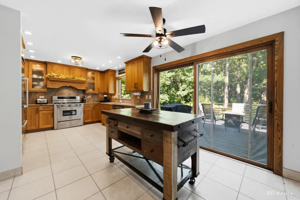 12 Old Tamarack Lane Orland Park IL 60462