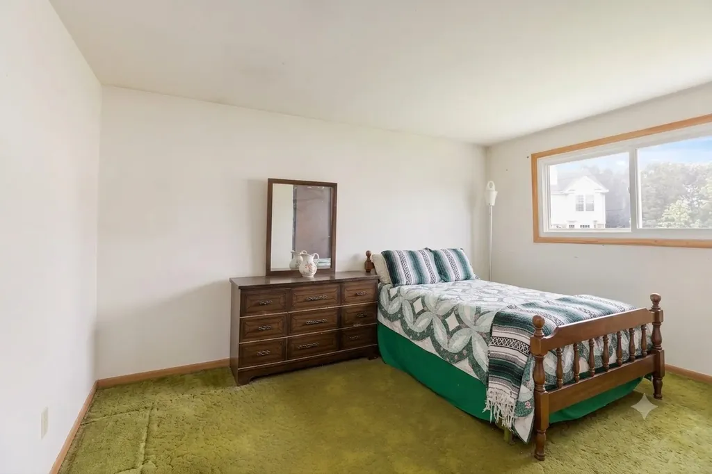 762 Oakwood Drive Westmont IL 60559