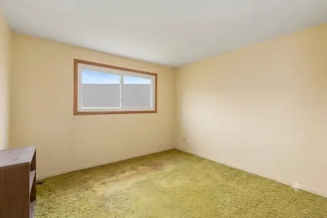 762 Oakwood Drive Westmont IL 60559