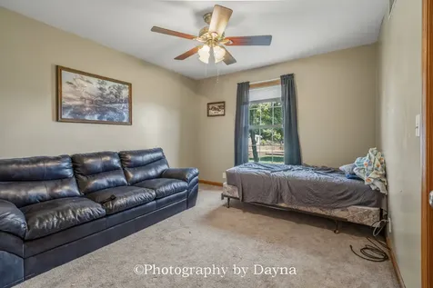 475 South Elm Avenue St. Anne IL 60964