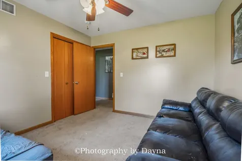 475 South Elm Avenue St. Anne IL 60964